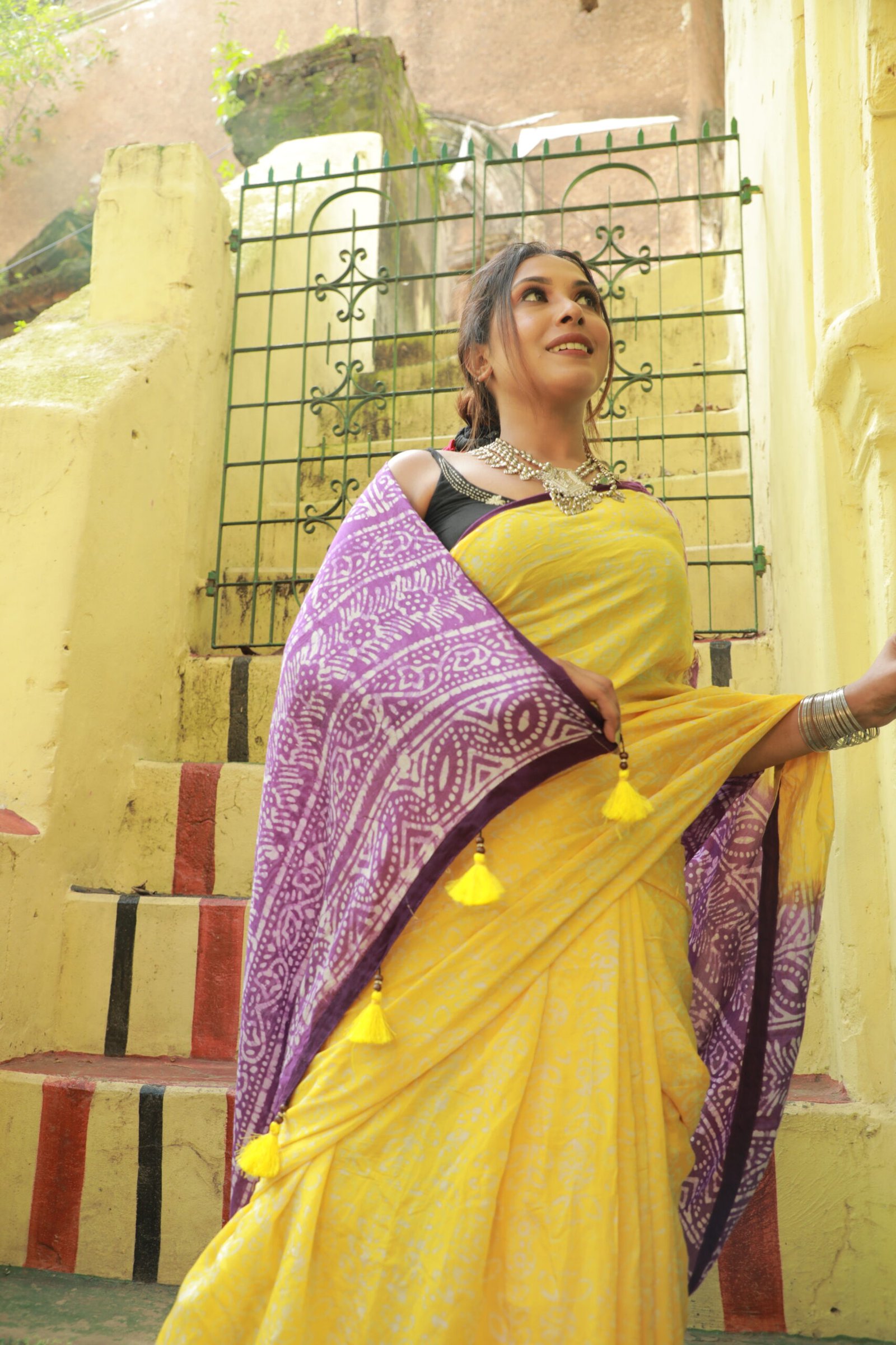 Silk batik yeallow - Image 3