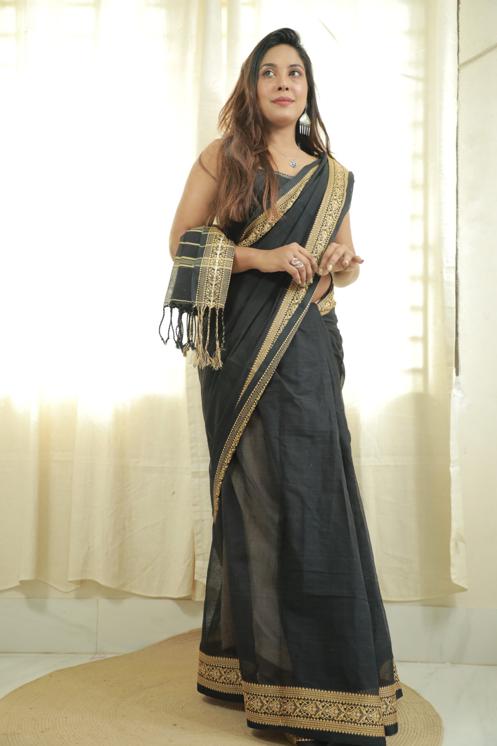 Black cotton saree - Image 3
