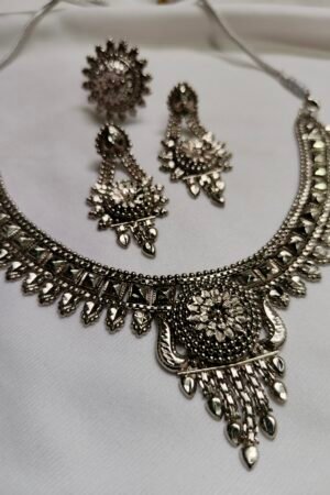 Necklace and Earring Set 03