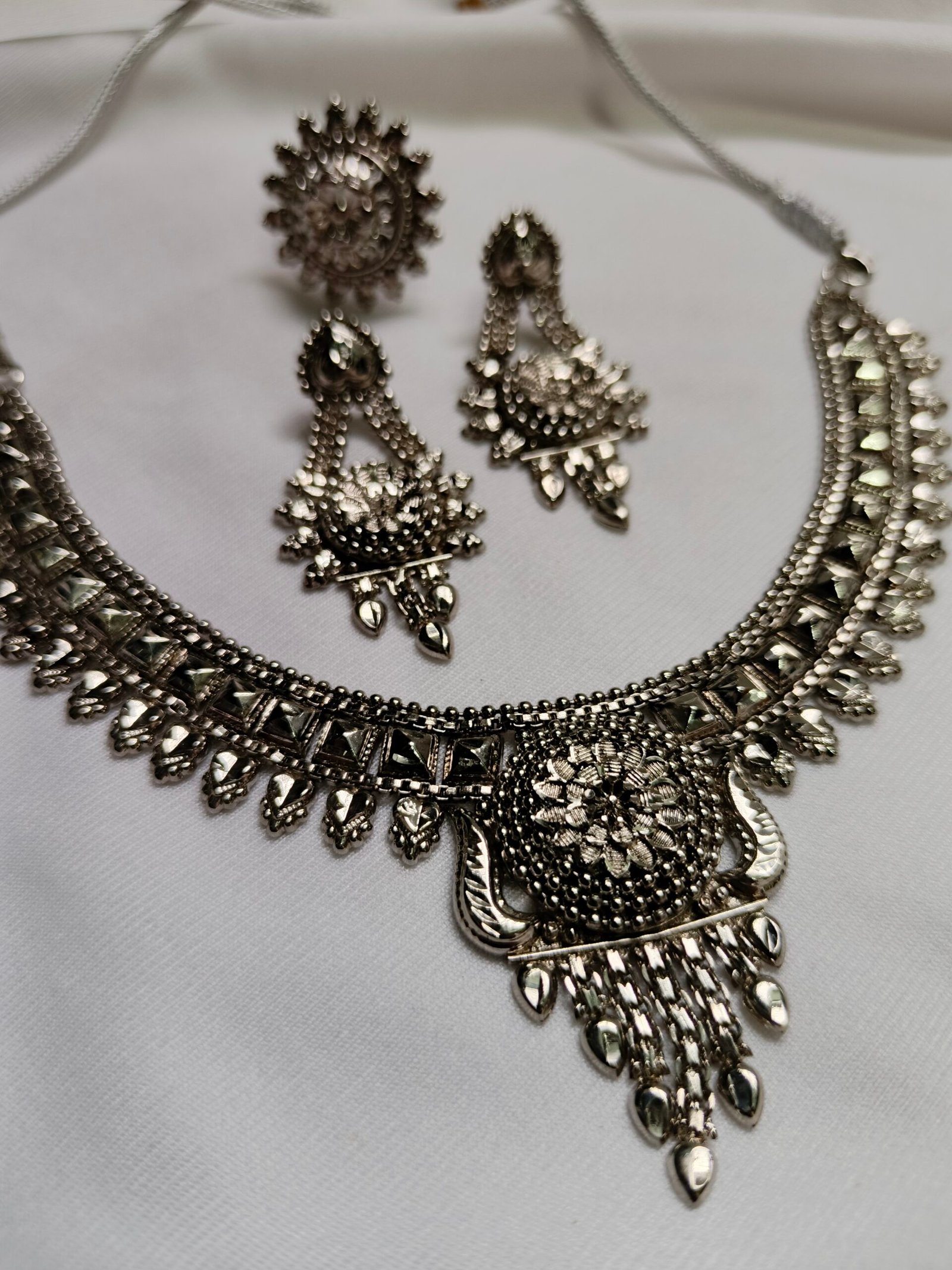 Necklace and Earring Set 03